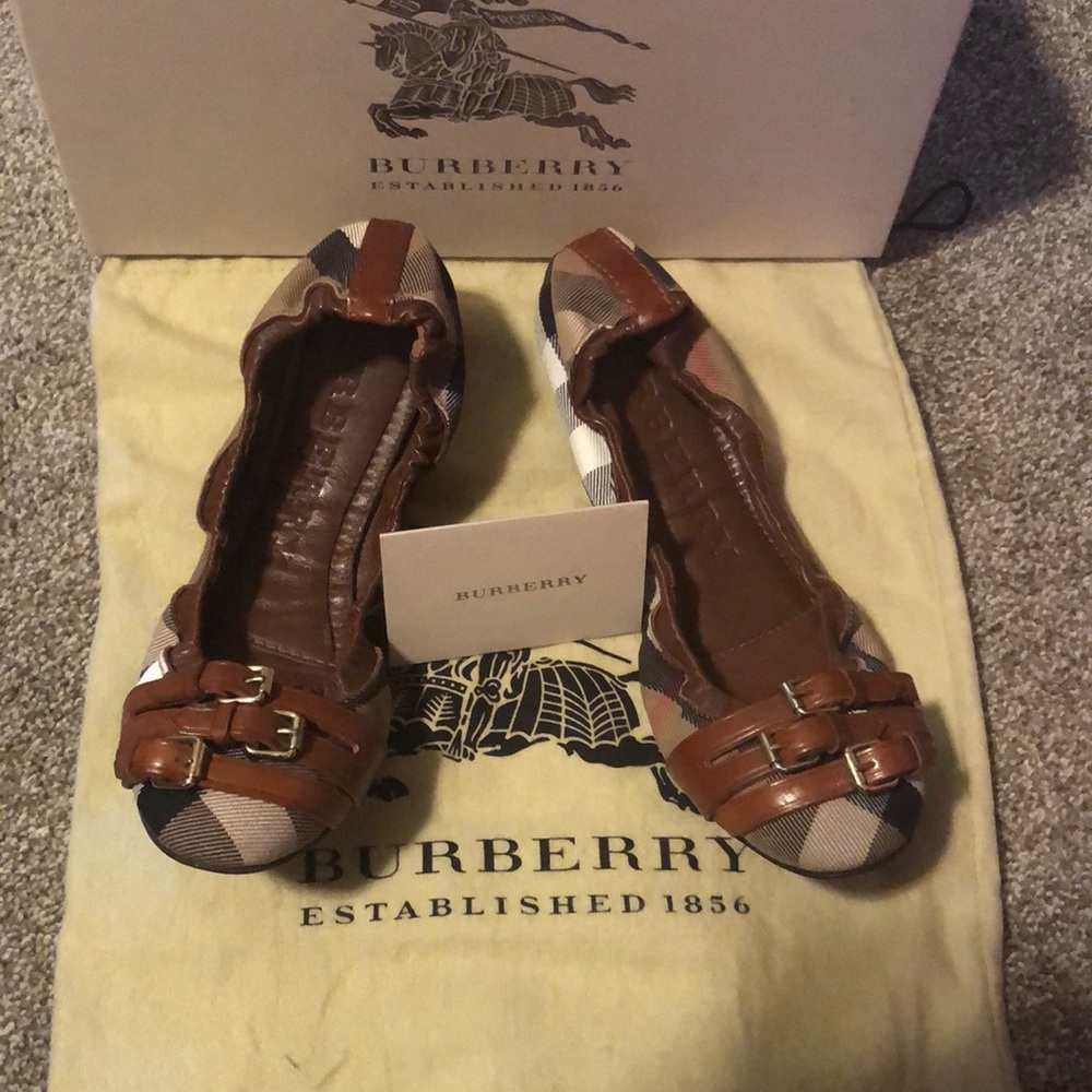 Burberry Falconer (tan)